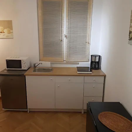 Old City Studio Pro Διαμέρισμα *